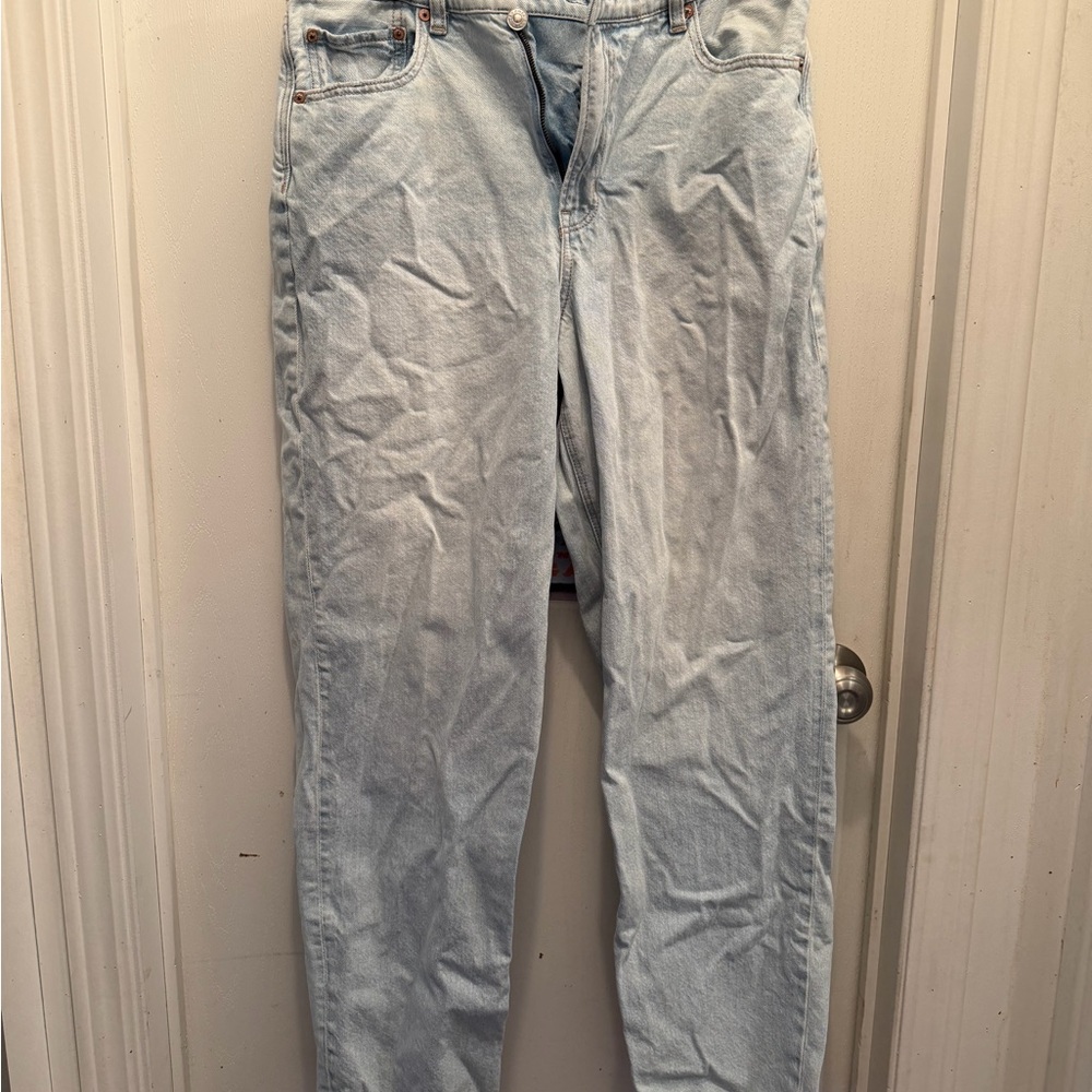 American Eagle Outfitters Light Wash Straight Leg Jeans